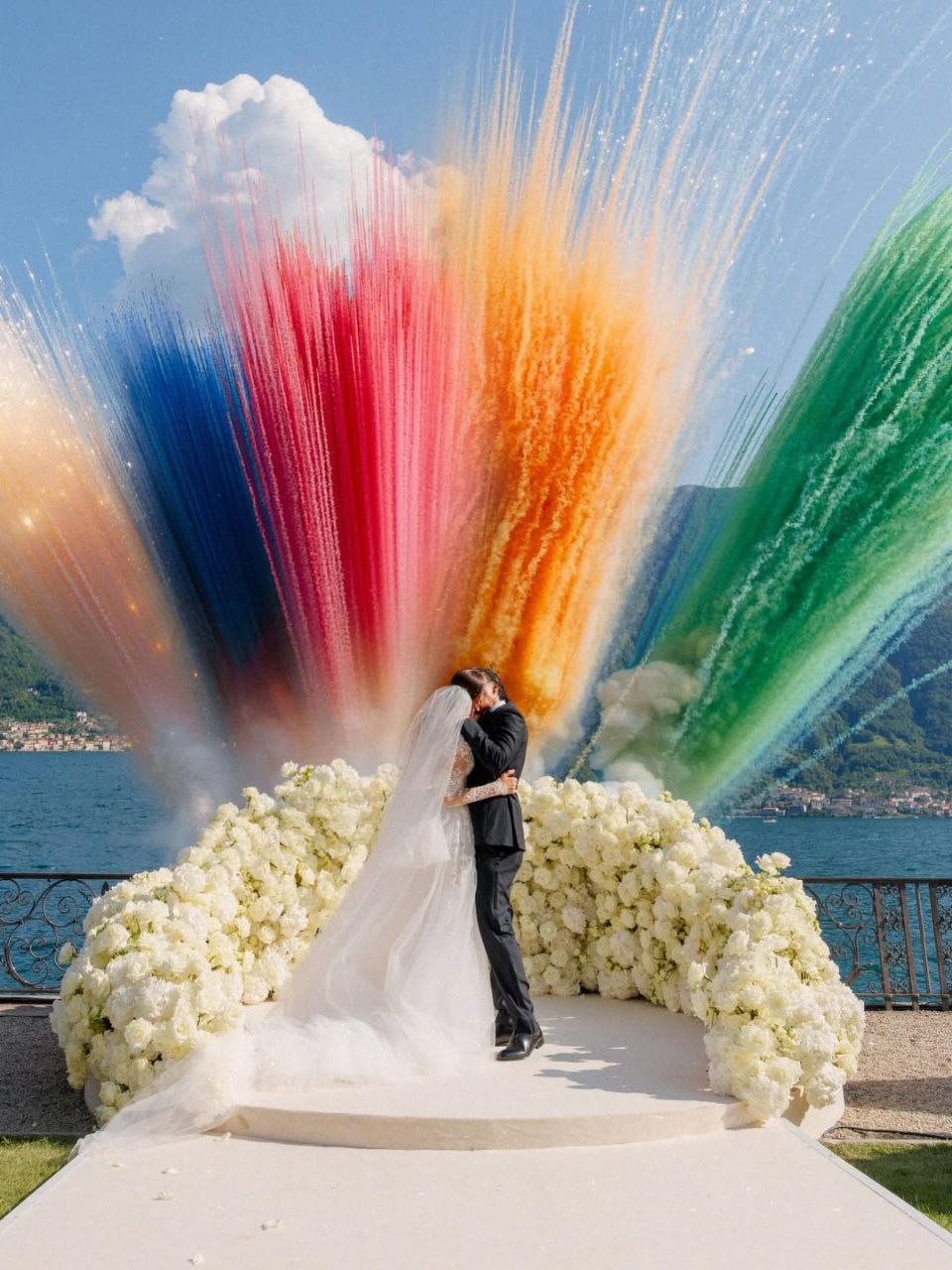 Feux de jour mariage jets de fumée multicolor cérémonie
